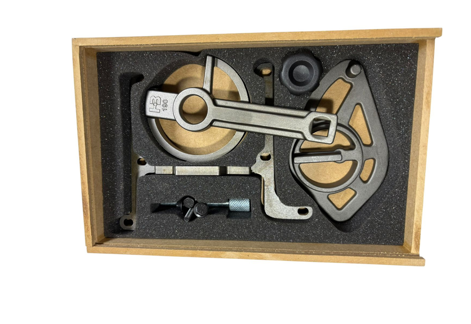 AGAB 190 - conjunto com 4 ferramentas para posicionar em sincronismo os motores 1.0 6v (3 cilindros) e 1.3 8v (4 cilindros) fire fly aplicado no mobi 1.0 2016 e uno 1.0 / 1.3 2016 